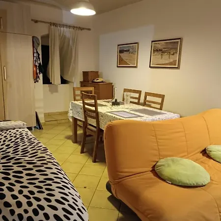Allonia House *